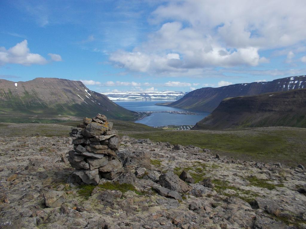 Litla Guesthouse Isafjordur Exterior photo